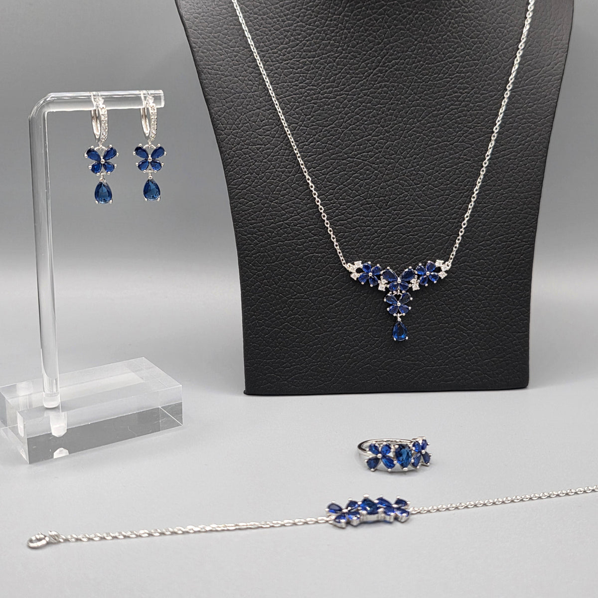 Jewellery sets